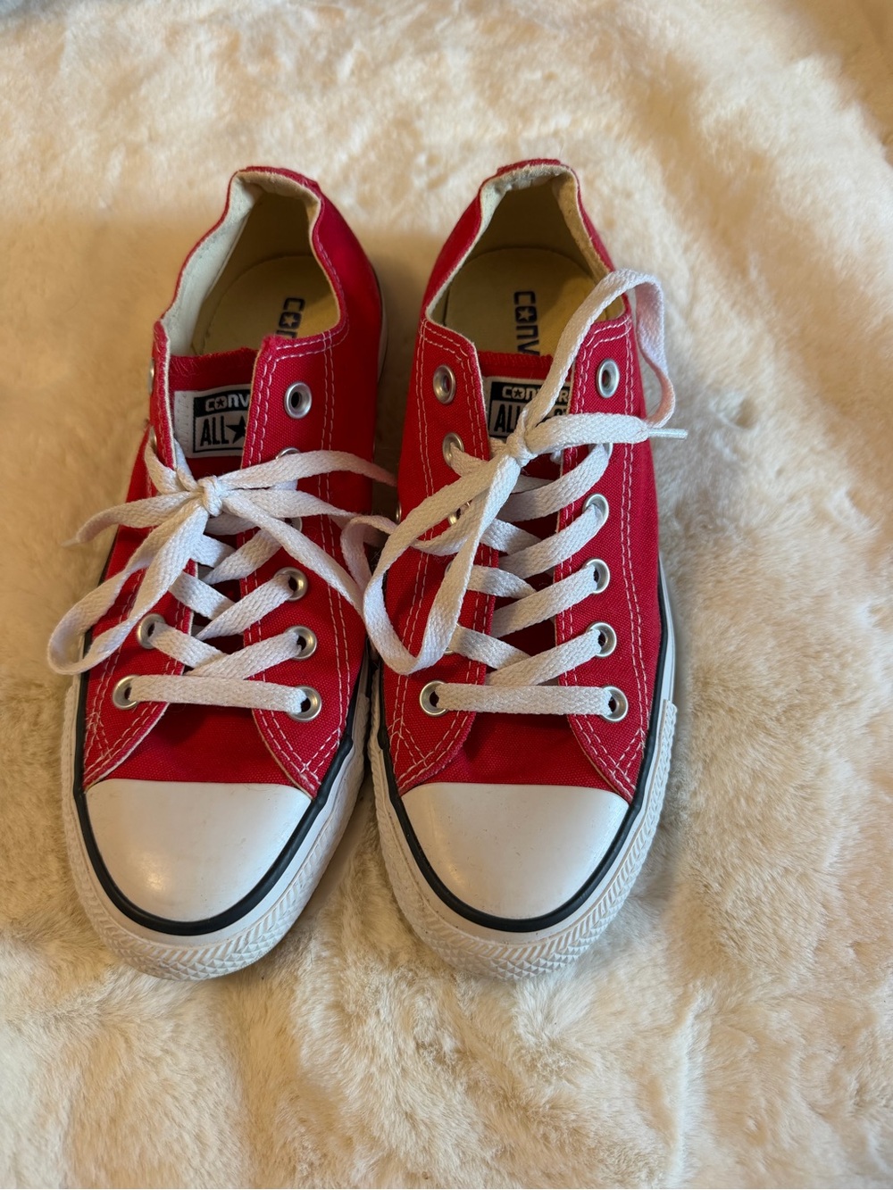 Women’s Converse Low Top